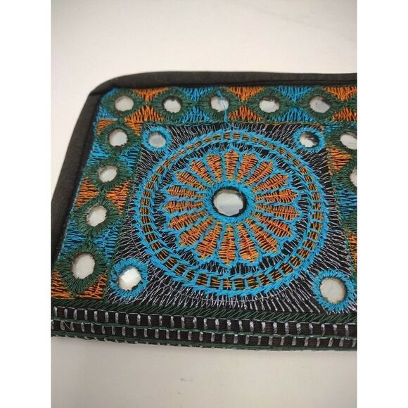 Decorative Mirrored Clutch Purse Measures 10 x 5 inches Multicolor Unique item - Picture 4 of 5